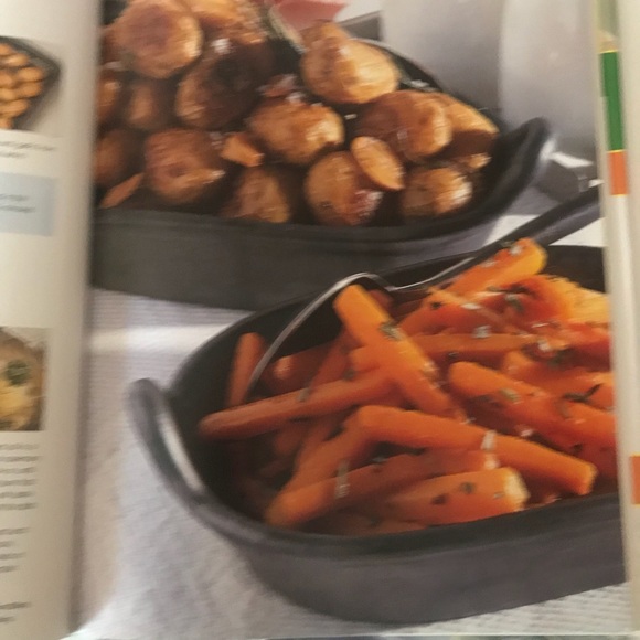 The Ultimate Book of Vegan Cooking Cookbook - Picture 7 of 12